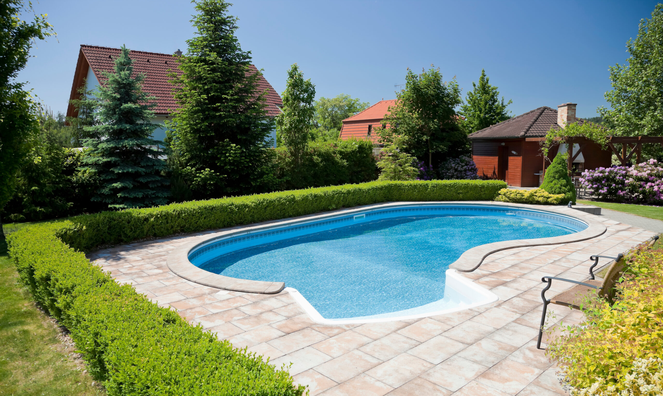 The pool Landscaping by M.R. Landscapes